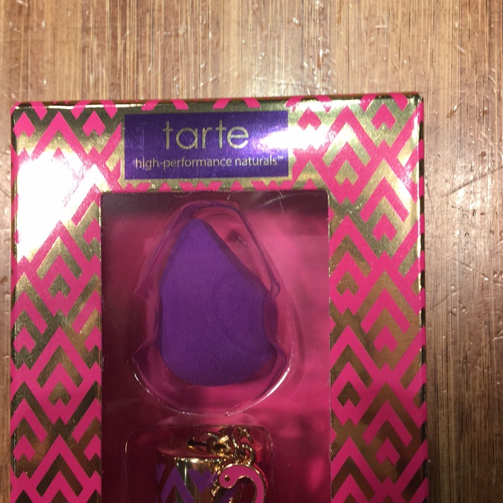 TARTE Shape Tape - Picture 3 of 4